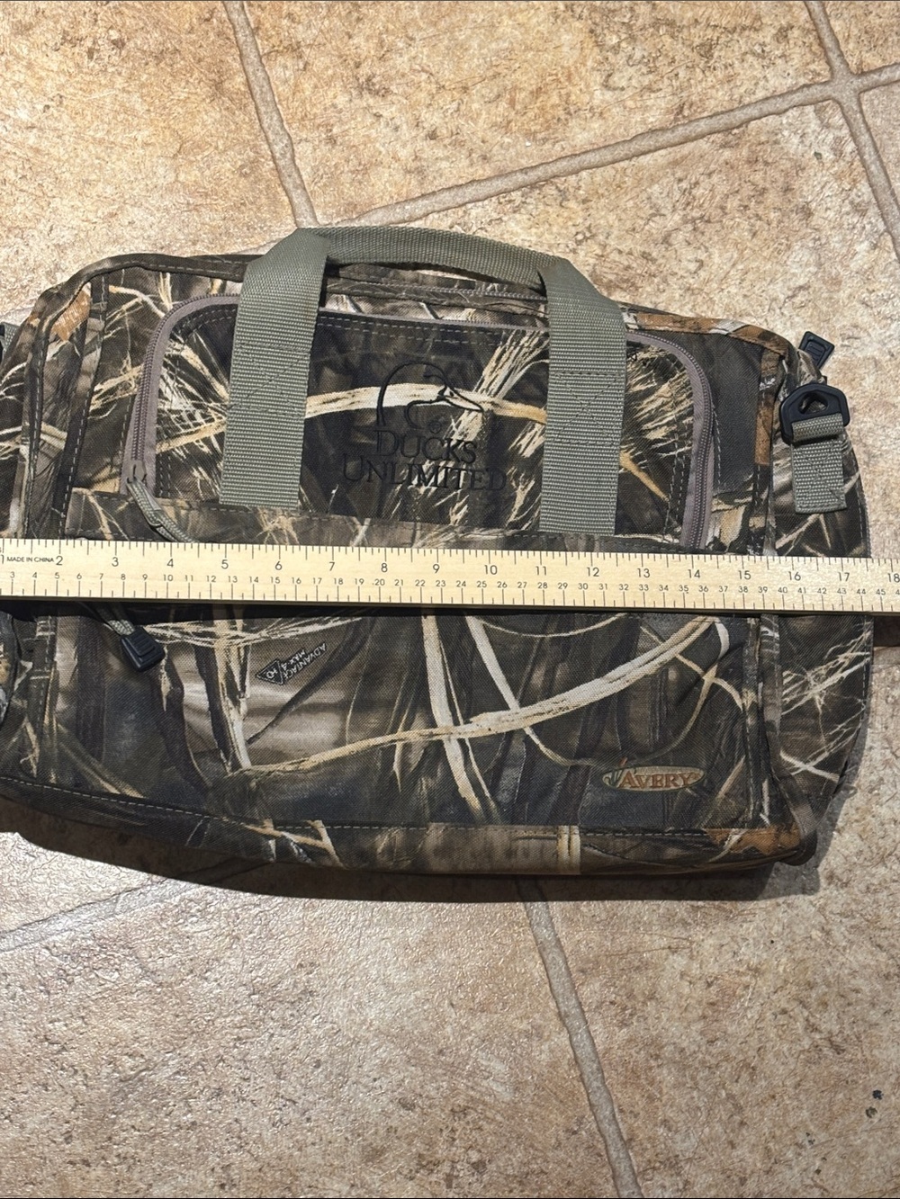 Duck Unlimited Camouflage Duffel Bag in Brown/Green